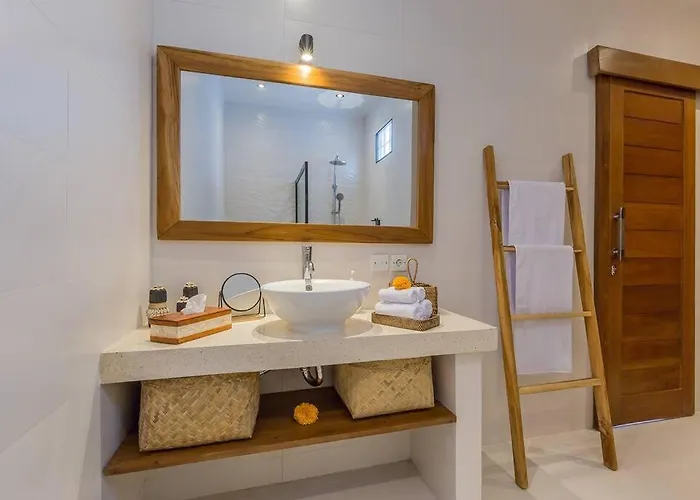 Lima - 5 Bdrs, Bbq, Living With Ac And Private Pool *