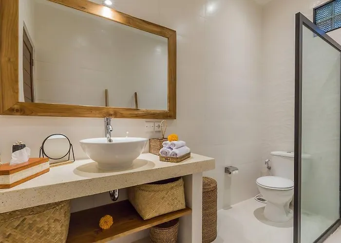Lima - 5 Bdrs, Bbq, Living With Ac And Private Pool
