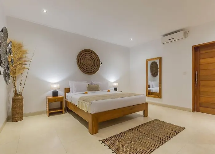 Lima - 5 Bdrs, Bbq, Living With Ac And Private Pool