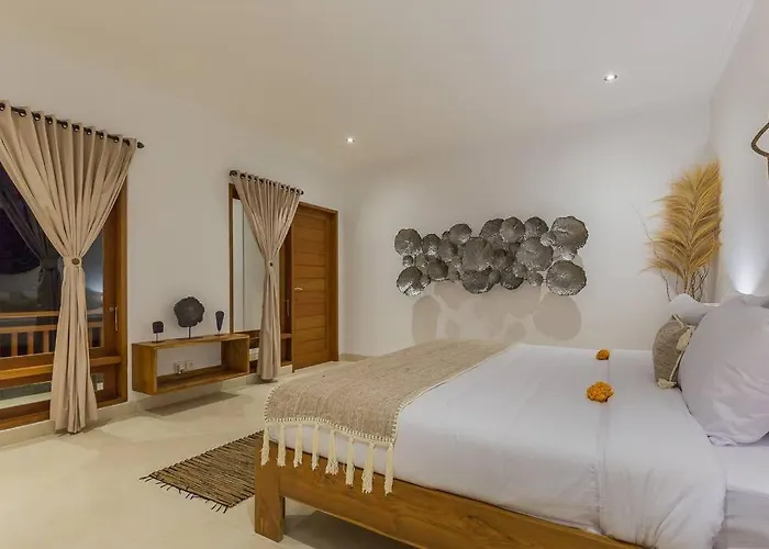 Villa Lima - 5 Bdrs, Bbq, Living With Ac And Private Pool